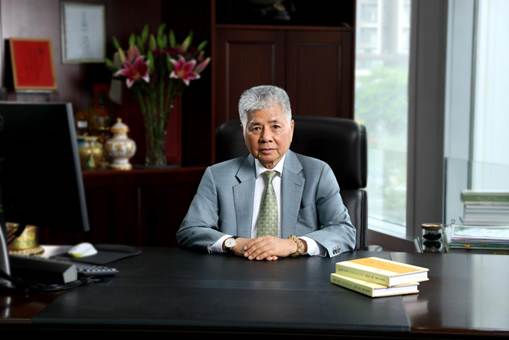杨勋先生照片